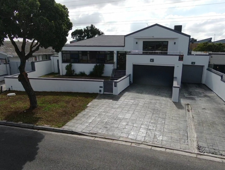 To Let 2 Bedroom Property for Rent in Newfields Western Cape